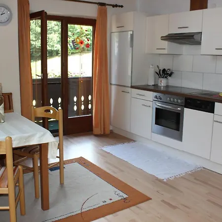 Roschusterhof Apartament